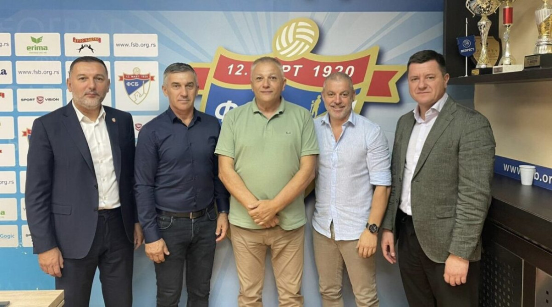 Potpisani ugovori o izgradnji novih fudbalskih terena u Beogradu