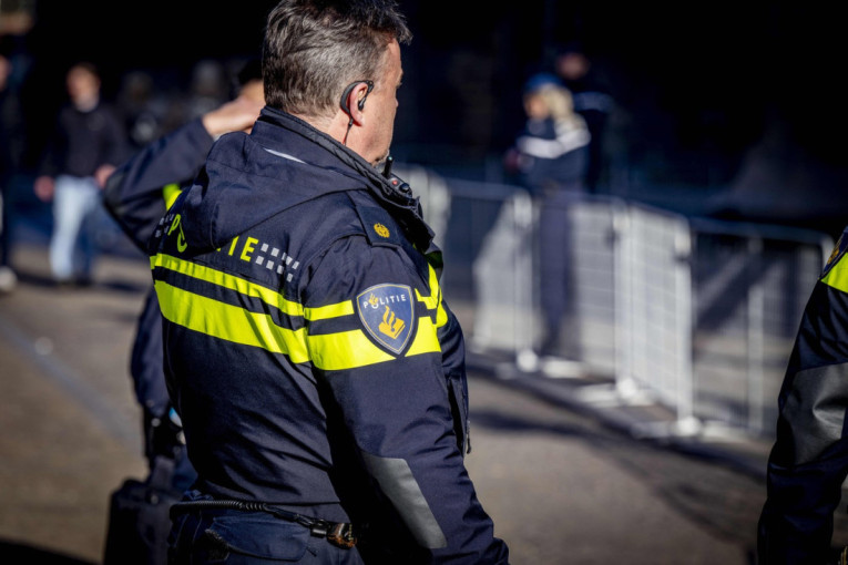 SAD stežu obruč: Strani dronovi na crnoj listi