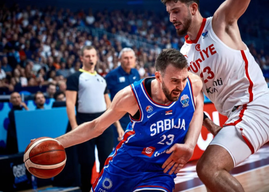 Prvi poraz Orlova na Eurobasketu! Turci trojkama poslali Srbiju na Finsku!