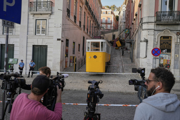 Hitno se oglasila kanadska vlada: Dvoje Kanađana se vode kao nestali u Lisabonu!