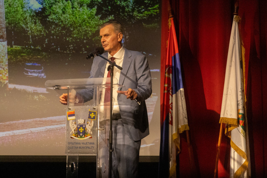 Na Zlatiboru svečano otvoren prvi Nacionalni festival filma i televizije: Najnovija domaća ostvarenja i vredne nagrade (FOTO)