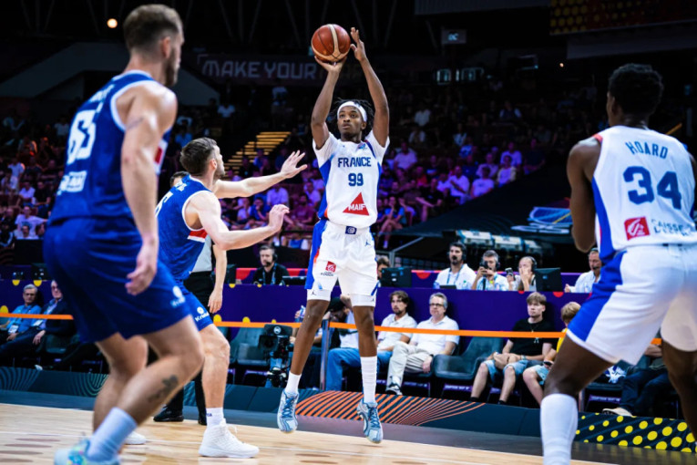 Francuska pokazala Srbiji šta sve zna: Trikolori bez milosti prema Islandu!