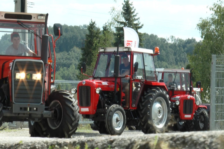 Čačanski poljoprivrednici u plusu: Stigla pomoć za 563 domaćinstva!