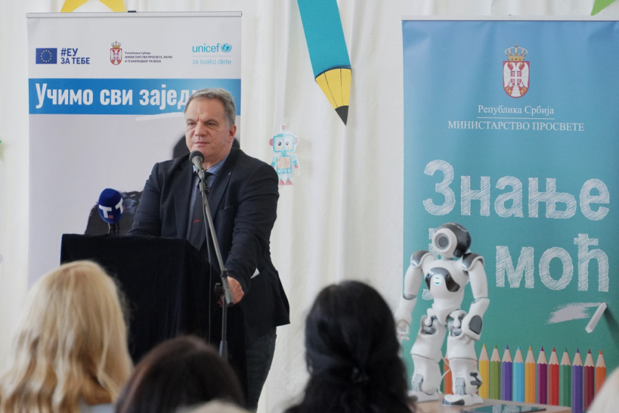 Ministar najavio veliku novinu u školama: Ovo do sada nije viđeno