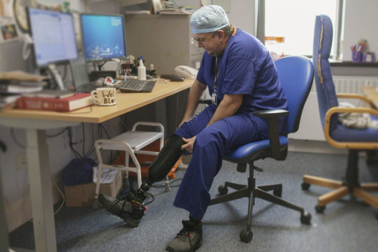 Hirurg odsekao sebi noge zbog seksualne fantazije: Ojadio osiguravajuće kuće, otkriven lanac nepotrebnog sakaćenja (FOTO)