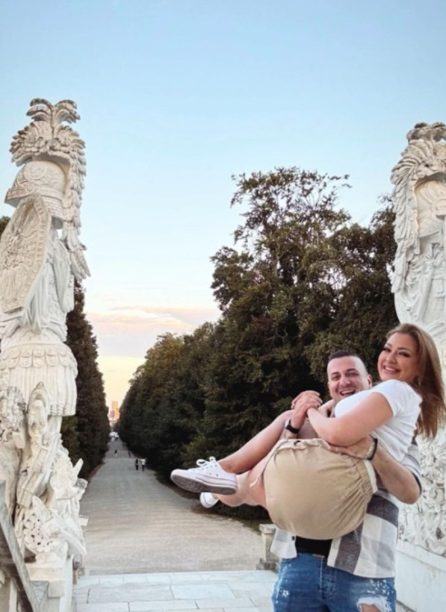 Sandra Rešić pokazala novog dečka! Ona mu uputila emotivne reči, sve pršti od ljubavi