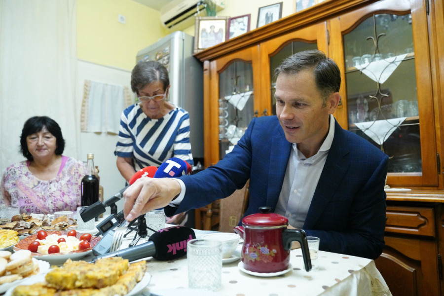 Ministar Mali u poseti penzionerima: Sve što radimo je da građani imaju korist i da pokažemo brigu o ljudima