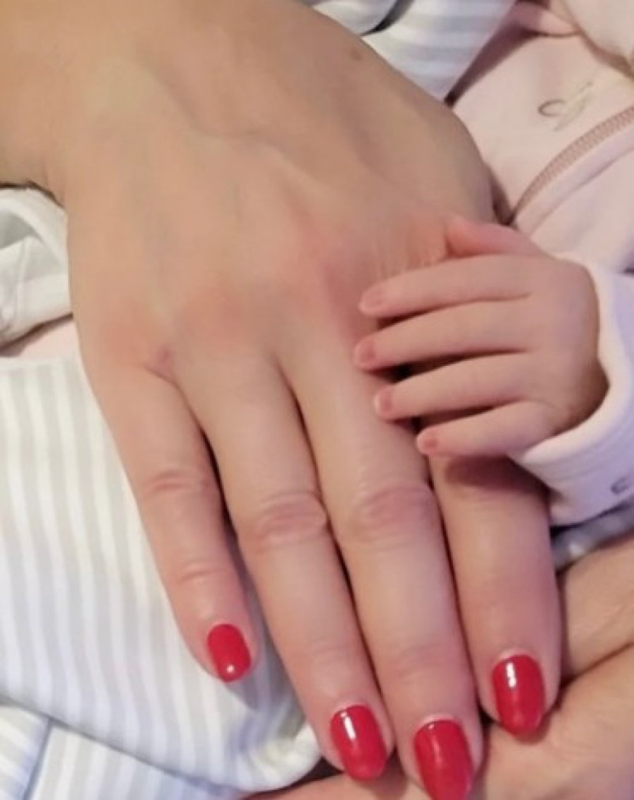 Prijina svekrva objavila prvu fotku s malom Arijom: Ponosna baka puca od sreće! (FOTO)