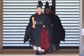 Princ Hisahito stasao za cara Japana: Raskošna ceremonija pokrenula debatu o tome ima li njegova sestra više prava na krunu (FOTO)