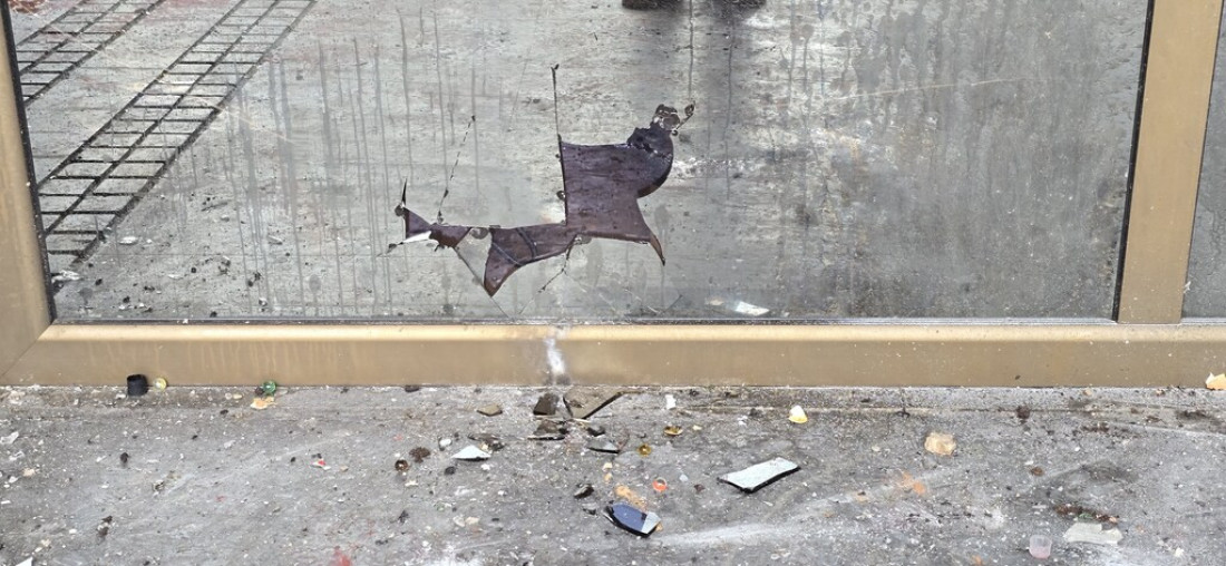 Dekanat novosadskog Filozofskog fakulteta: Žalimo jer nisu hteli da nas poslušaju da sve protekne mirno (FOTO/VIDEO)