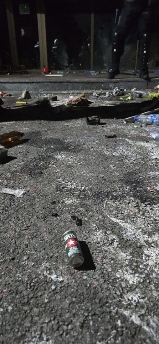 Dekanat novosadskog Filozofskog fakulteta: Žalimo jer nisu hteli da nas poslušaju da sve protekne mirno (FOTO/VIDEO)