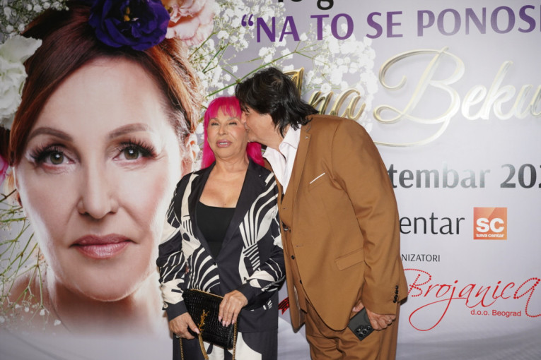 "Uzela mi je mnogo para!" Zorica Brunclik otkrila šta se desi kada joj Bekuta zapeva!