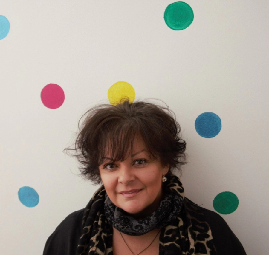 Stakloterapija za oslobađanje od stresa: Hit u Americi i Nemačkoj, a sada se i u Srbiji možete lečiti na ovaj način