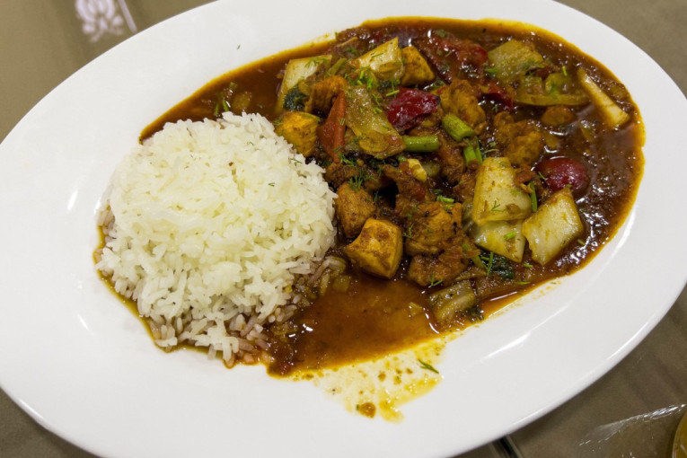 Recept dana: Kineska piletina sa povrćem se pravi superlako i to za samo pola sata