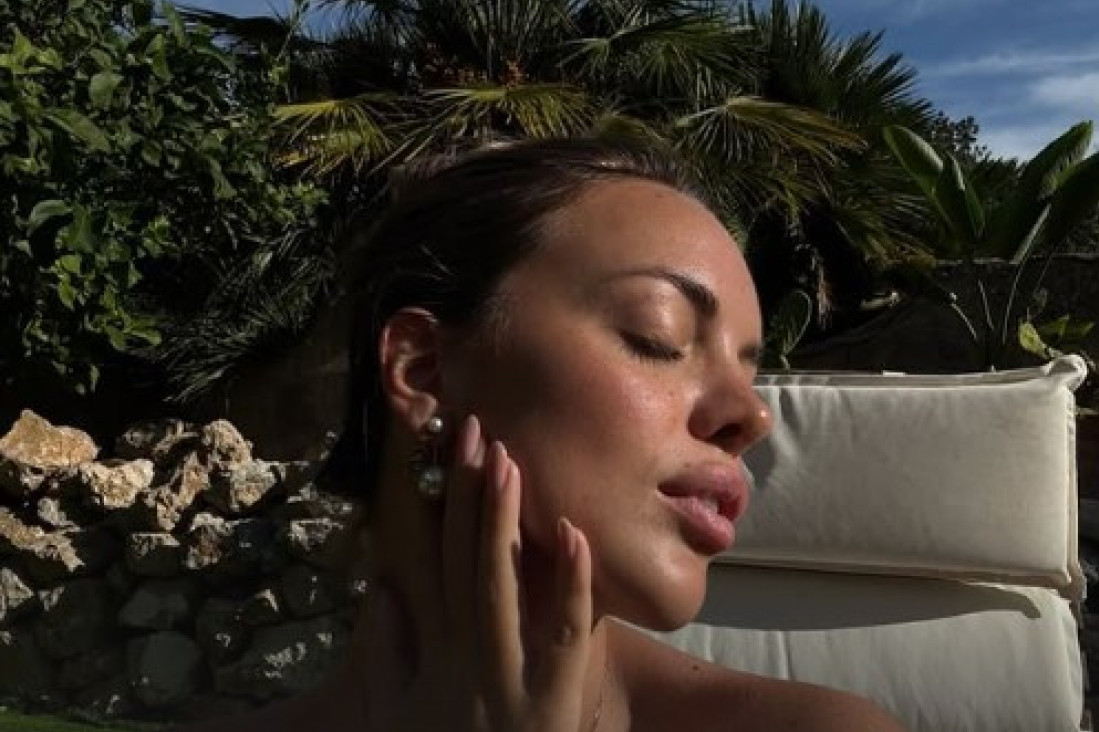 Raj na Zemlji! Sofija Šašić pokazala luksuznu privatnu vilu: Palme i prizor koji oduzima dah! (FOTO)