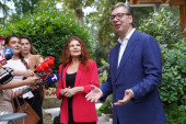 Vučić primio holivudsku glumicu Lolitu Davidović i njenog supruga (FOTO)