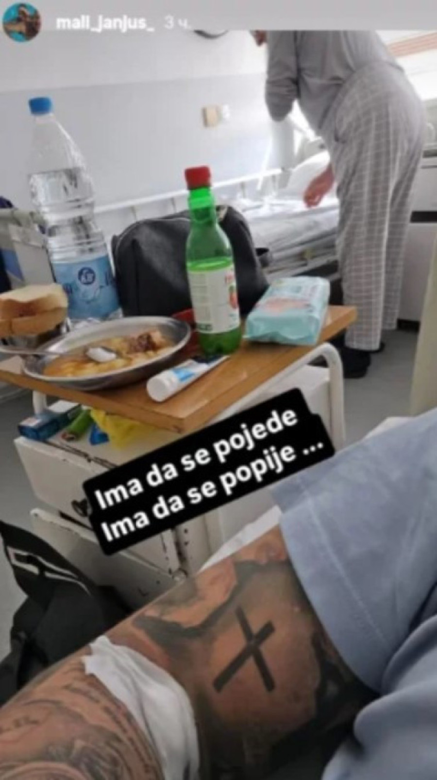 Janjuš hospitalizovan pred "Elitu 9": Oglasio se iz bolničke postelje (FOTO)
