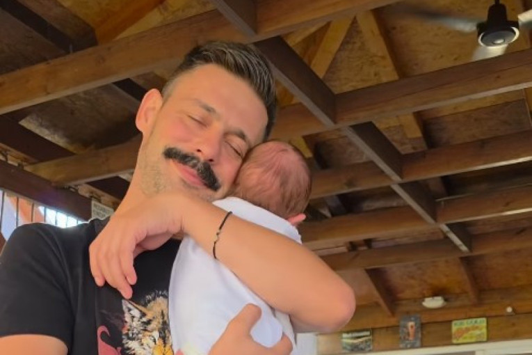 Milan Vasić raznežio objavom iz doma: Sin glumca se već raspričao!