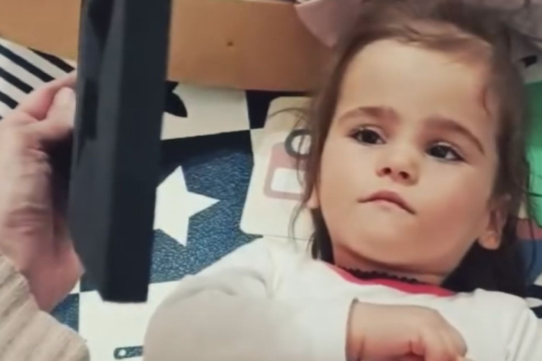 Ona je veliki borac od malih nogu: Maša je rođena samo sa 920 grama, ovoj malenoj heroini je potrebna naša pomoć (FOTO)