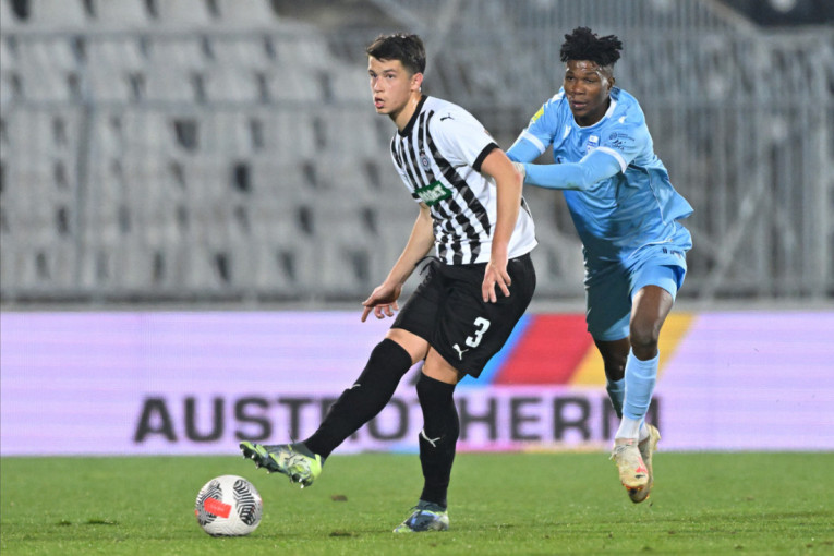 Sve se treslo: Dok je Jovanović držao konferenciju Grčku je pogodio zemljotres (VIDEO)