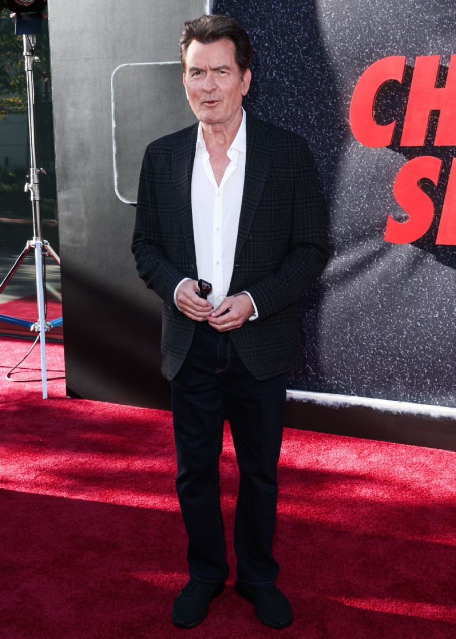 Prostitutka mu rekla da se ugojio, pa je uradio ovo: Čarli Šin šokirao!