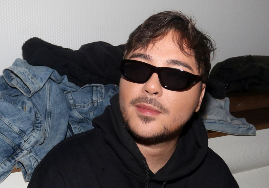 "Sa porodicom slavimo rođenje" Milan Stanković na Malu Gospojinu posetio svetinju (FOTO)