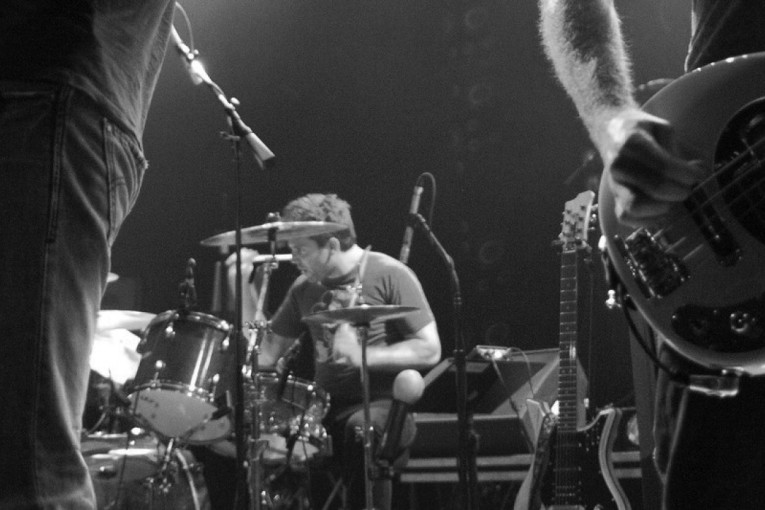 Preminuo čuveni muzičar! Pronađen mrtav u svom stanu