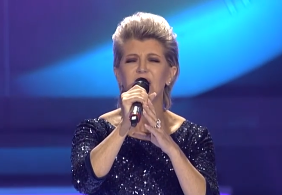 Posle 28 godina muke: Pevačica ostavila muža, a sad blista pored 18 godina mlađeg!