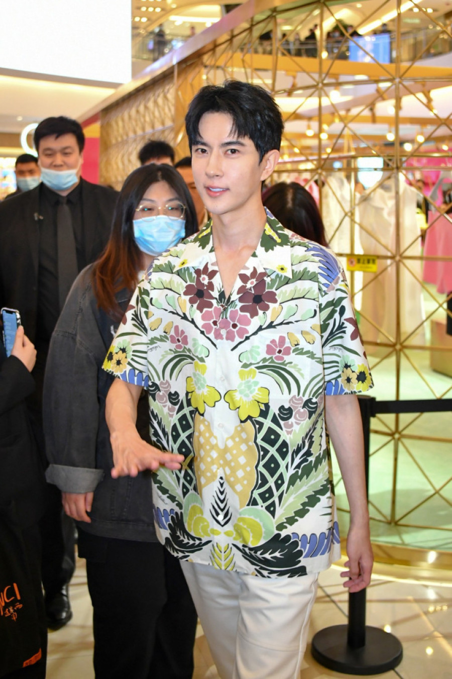 Glumac (37) preminuo nakon pada sa zgrade: Nastala ozbiljna drama