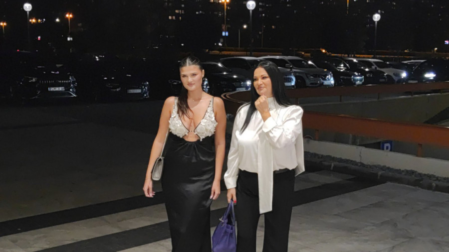 Jana Todorović prvi put slavi Svetog Jovana u svom domu: Pohvalila ćerku! (FOTO)