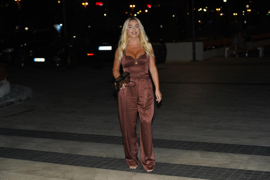 Maja Berović će zapevati na punoletstvu Tare Matić! Pevačica spremila i kovertu