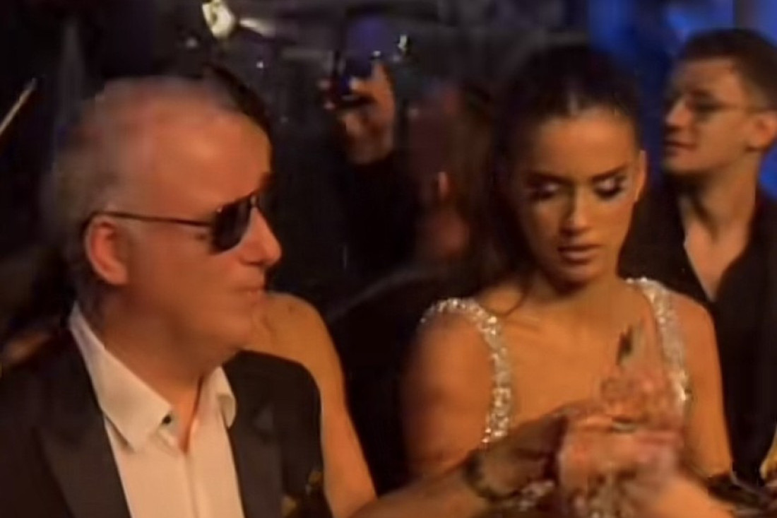 Torta na tri sprata, konfete i provod do jutra: Matićeva ćerka imala punoletstvo za pamćenje! (FOTO)