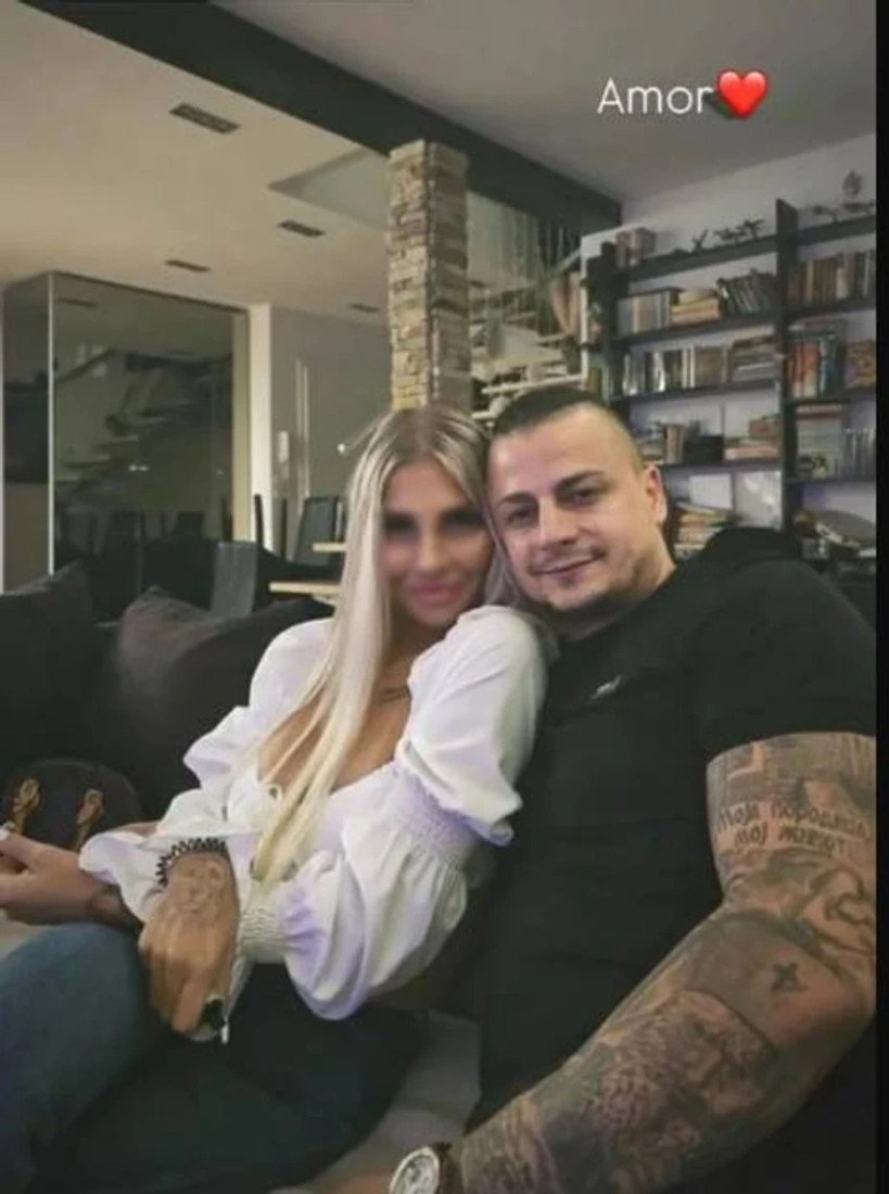 Terza pokazao novu devojku! Fatalna plavuša mu ukrala srce (FOTO)