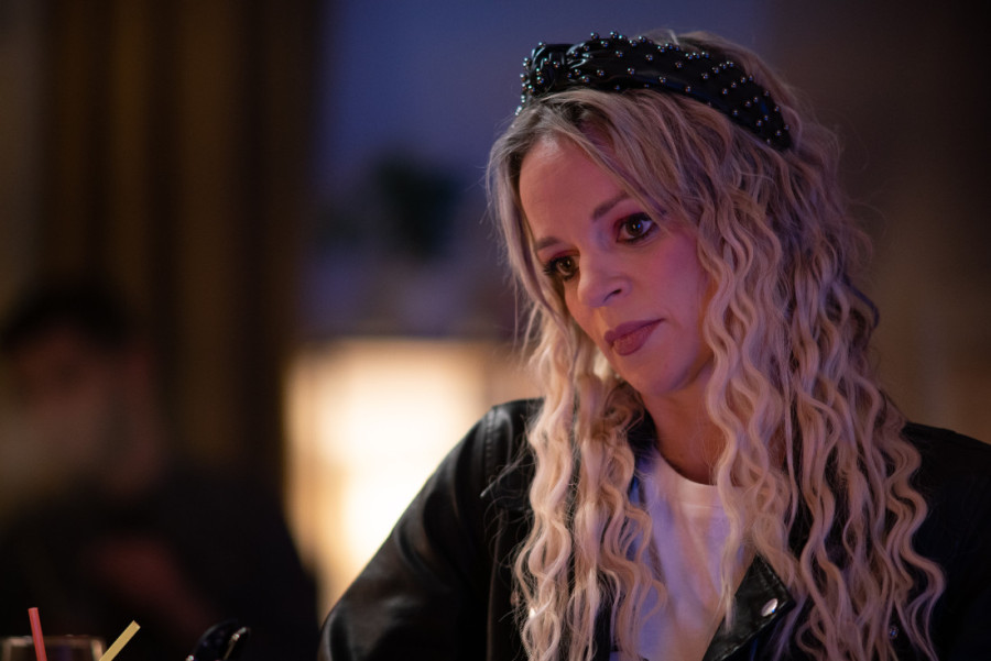 Nove epizode domaće serije "Izazov" ovog vikenda na Superstar kanalu: Kad visoka moda stigne u seosku kafanu (FOTO)