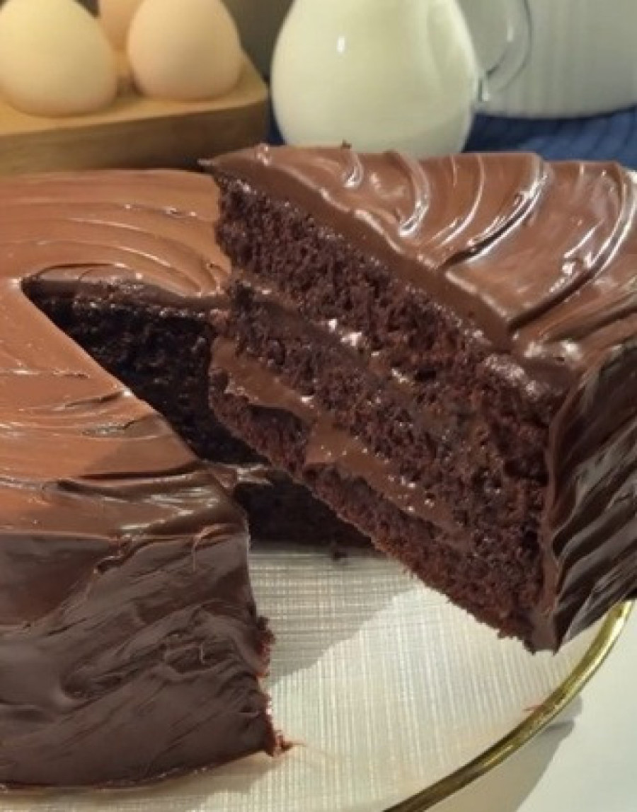 Recept dana: Matilda torta je viralno čudo od čokolade, slatka fantazija svakog čokoljupca
