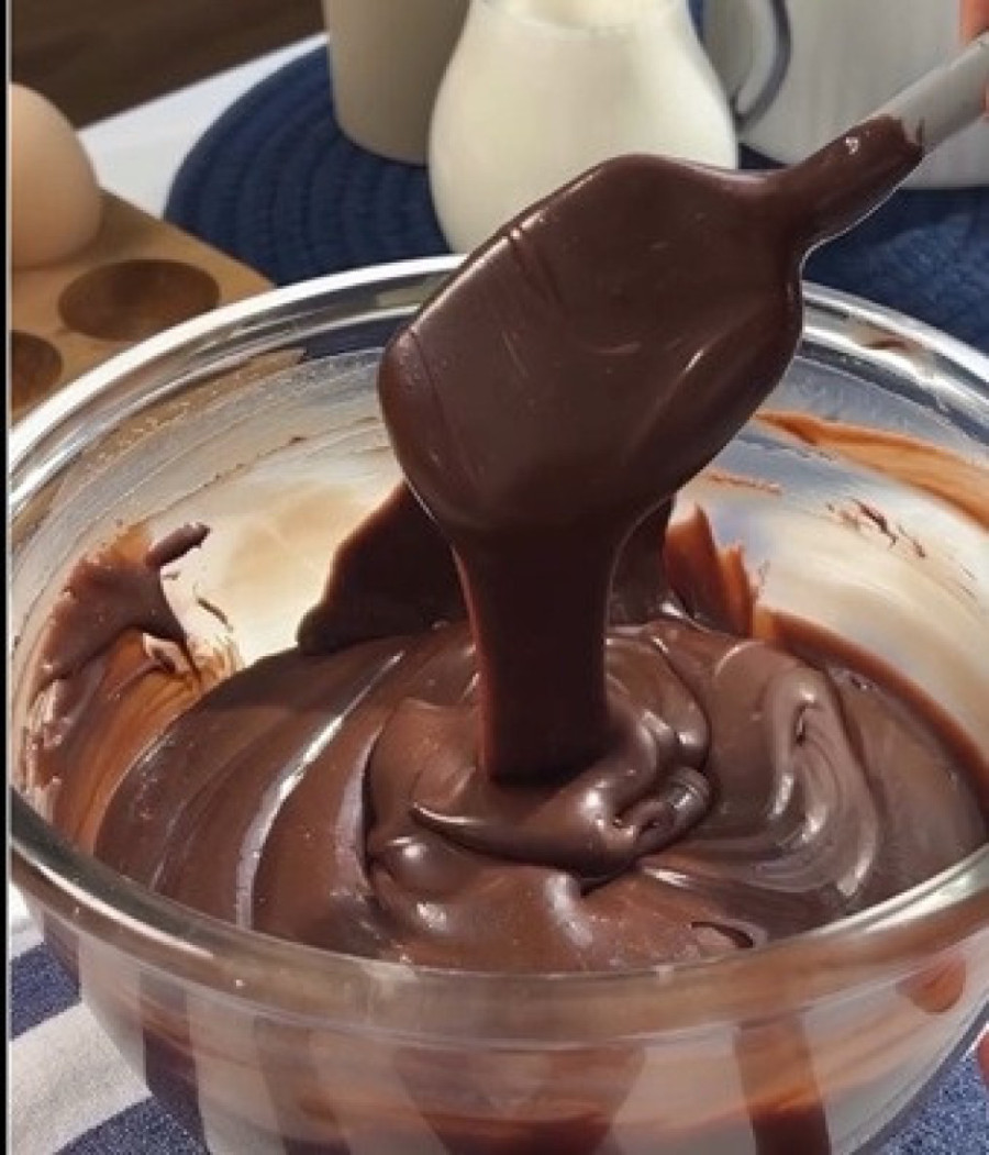 Recept dana: Matilda torta je viralno čudo od čokolade, slatka fantazija svakog čokoljupca