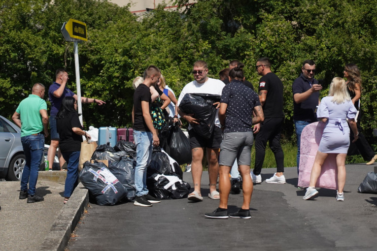"Ženi svojoj tako!" Haos u studiju, Karleuša obustavila snimanje zbog sukoba sa Desingericom! (VIDEO)