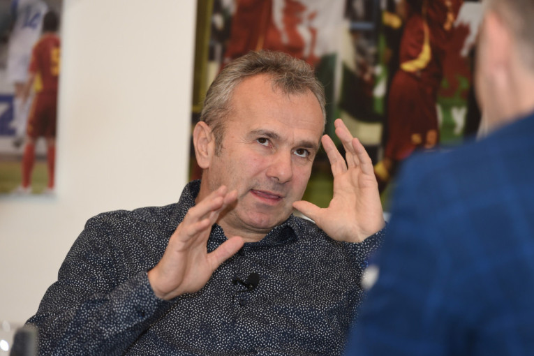 Dejan Savićević skenirao posrnulu Crnu Goru: On ima probleme sa samim sobom