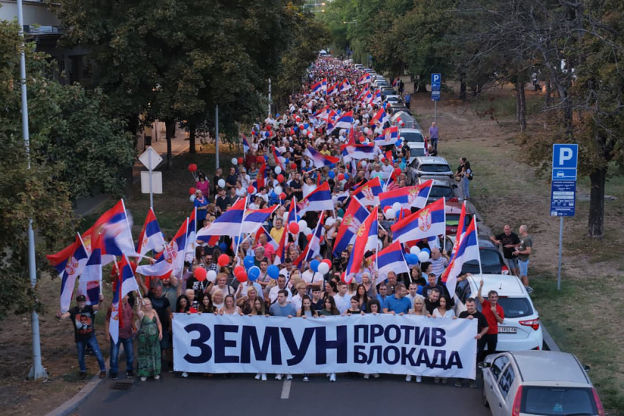 Veličanstveni prizori iz cele Srbije: Nepregledne kolone ljudi širom zemlje se borile za Srbiju (FOTO/VIDEO)