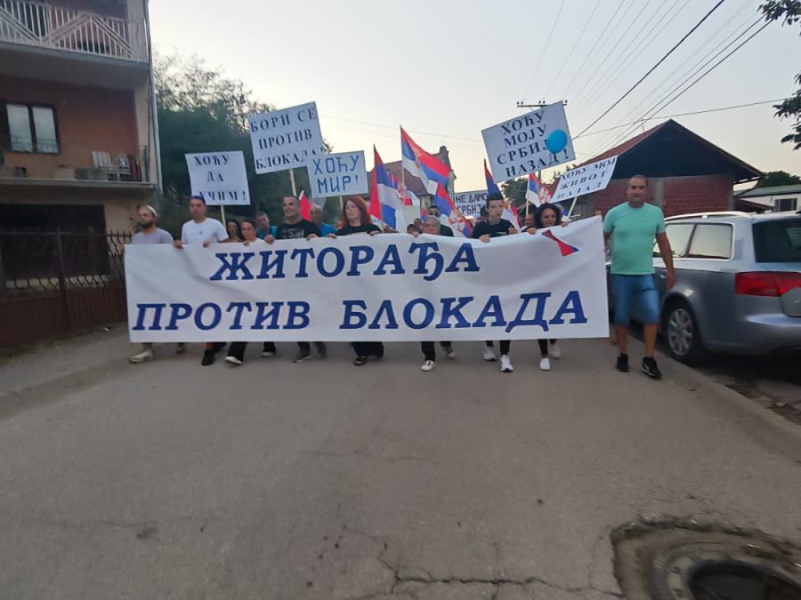 Veličanstveni prizori iz cele Srbije: Nepregledne kolone ljudi širom zemlje se borile za Srbiju (FOTO/VIDEO)