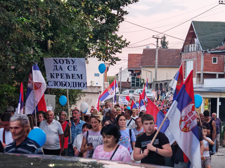 Veličanstveni prizori iz cele Srbije: Nepregledne kolone ljudi širom zemlje se borile za Srbiju (FOTO/VIDEO)