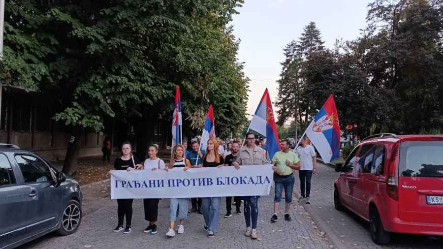 Veličanstveni prizori iz cele Srbije: Nepregledne kolone ljudi širom zemlje se borile za Srbiju (FOTO/VIDEO)