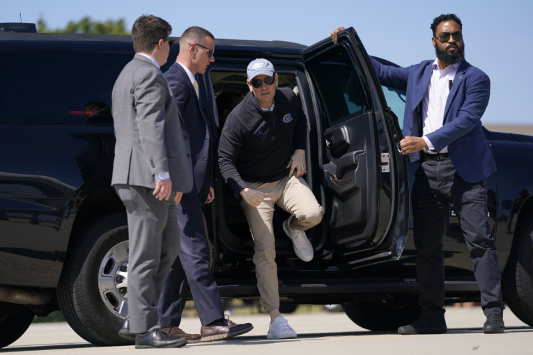 SAD šalju jasnu poruku: Rubio i Netanjahu danas zajedno na Zapadnom zidu (FOTO)