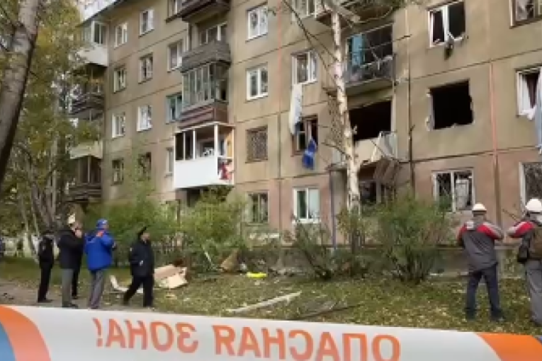 Eksplozija gasa u stambenoj zgradi: U toku hitna evakuacija (VIDEO)