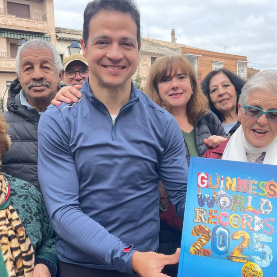 Neverovatan podvig: Španac oborio Ginisov rekord u trčanju na 100 metara unazad u štiklama (VIDEO)