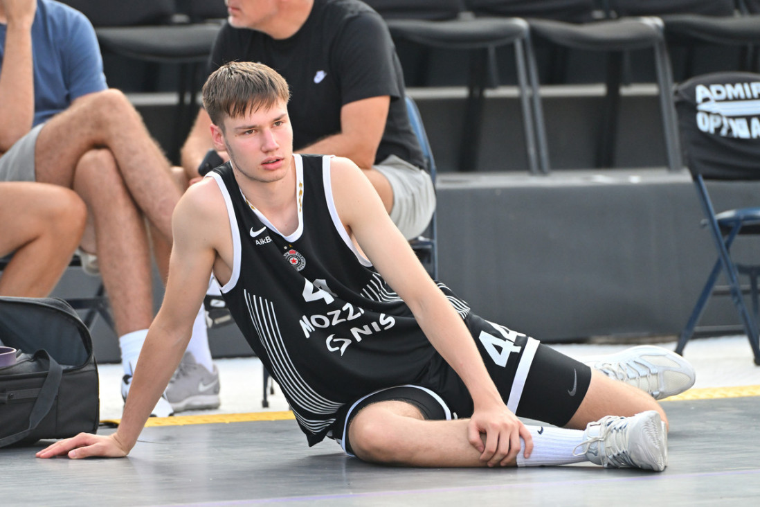 Partizan ne čeka! Danilović za 18. rođendan dobio profesionalni ugovor!