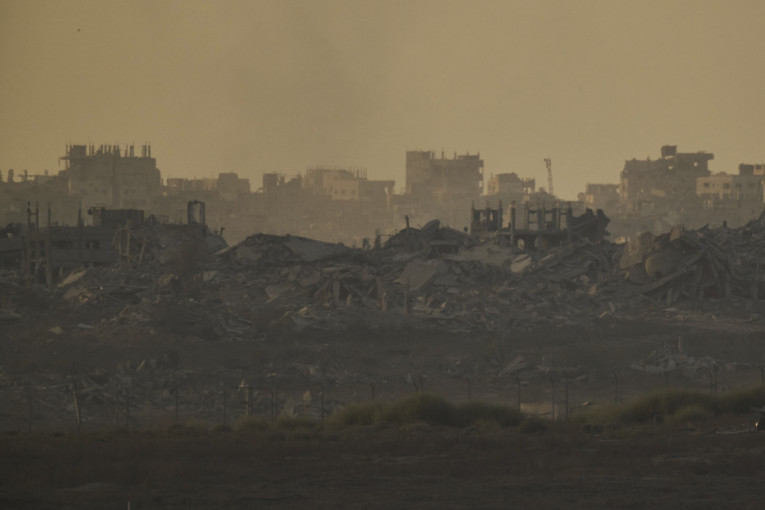 Masovna evakuacija u Gazi: Stotine hiljada ljudi beži pred ofanzivom IDF-a