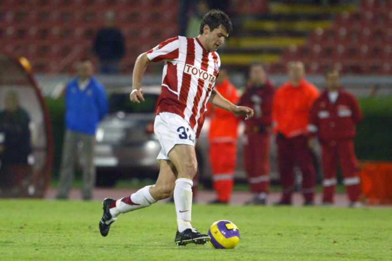 Zvezdi "slomljeno srce", Francuze rastužila vest iz Srbije: Milovanovićevi klubovi još jednom odali počast (FOTO/VIDEO)