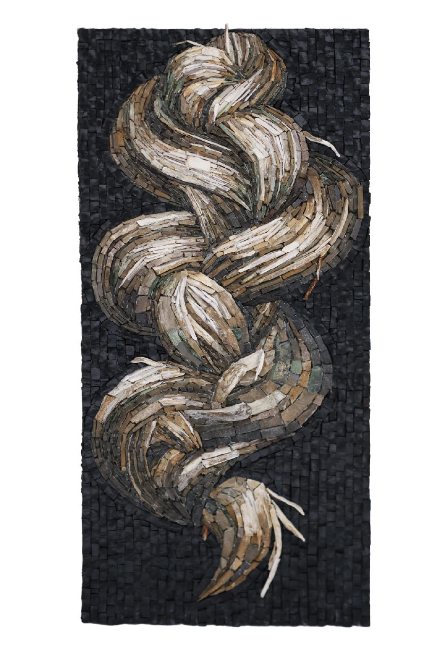 Ona iskopava kamenje na planinama, a onda im u večernjoj haljini daje sjaj dijamanata: Izložba mozaika Anđelke Radojević (FOTO/VIDEO)