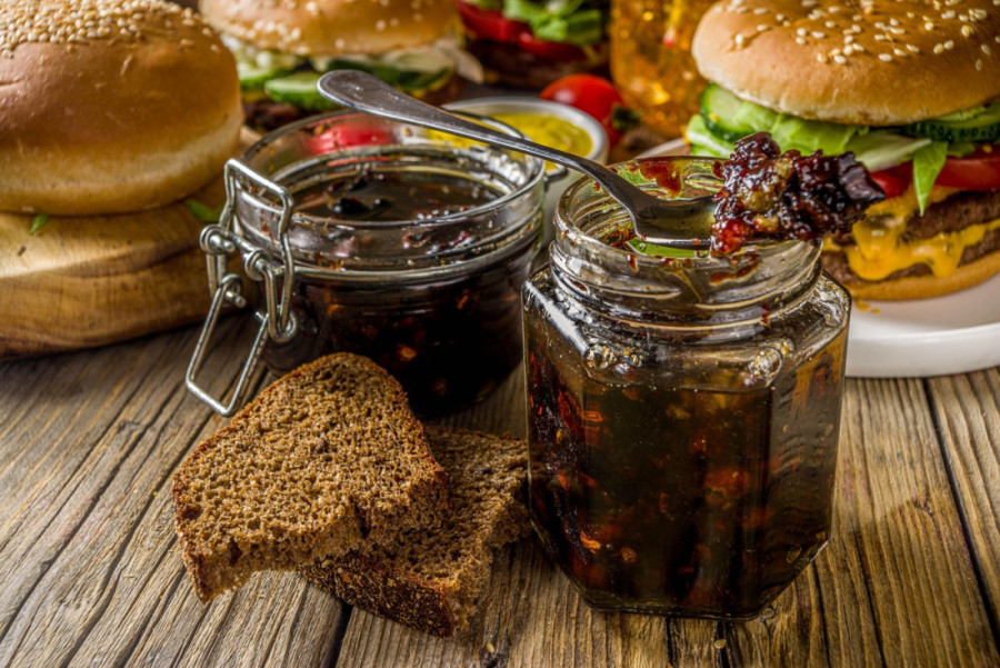 Tri recepta za zimnicu kakvu nikad niste probali: Pikantno, resko i potpuno neočekivano